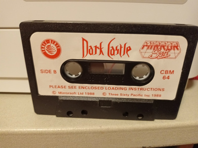 Dark Castle (Mirrorsoft, 1988) CBM 64, kasetti, L