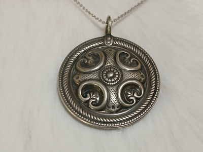 Vintage Kalevala Koru, Hopea Räisälän riipus