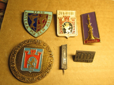 CCCP (Ukraina):  kuusi vintage kaupunkipinssiä - Lviv