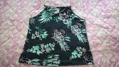 Toppi - koko XXL / ry 125 cm - kukkakuvio
