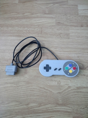 Nintendo SNES ohjain