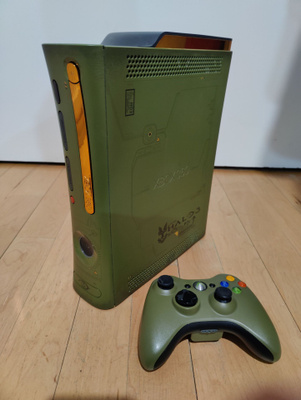Myydään Xbox 360 Halo 3 Edition konsoli ja ohjain