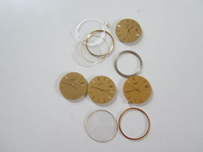 4 Tissotin quartz koneistoa.