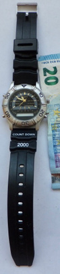 VANHA Kello Count Down 2000 ISO KOMEA