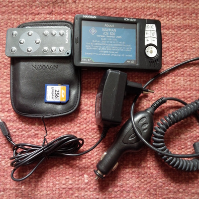 NAVMAN iCN 520 navigaattori