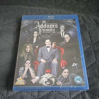 The Addams Family - perhe Addams Blu-ray **muoveissa**