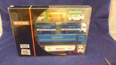 313 KUUSI WIKING H0-PIENOISAUTOA JUHLASARJASSA 1:87