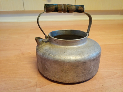 Vanha retki Teepannu (ilman kantta)
