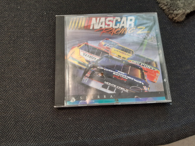 PC-peli Nascar Racing 2