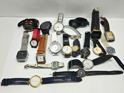 20kpl rannekelloja (Guess, Timex yms)