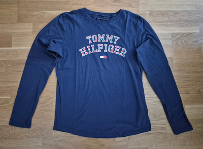 Tommy Hilfiger trikoopaita 176 cm - uusi