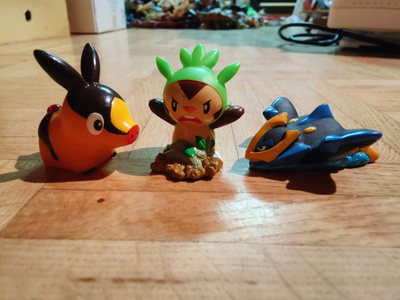 Pokemon kids: Tepig, Chespin ja Empoleon