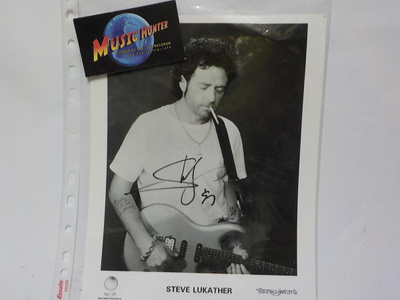STEVE LUKATHER KUVA NIMMARILLA