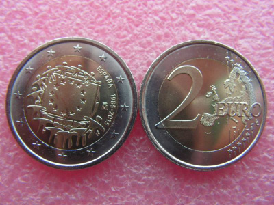 * * Espanja 2015 2 € EU:n lippu 30v UNC * *