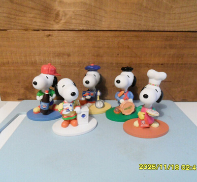 UUDENVEROISET SNOOPY FIGUURIT / KORISTEPATSAAT 10 cm / 5 KPL