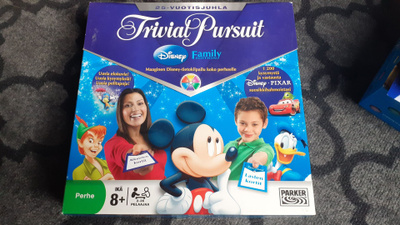 Disney Trivial Pursuit peli lautapeli