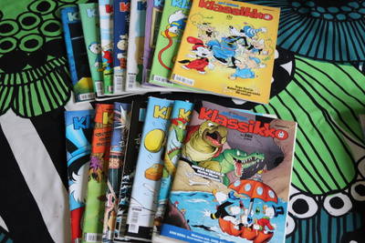 15 kpl Aku Ankka Klassikko lehtiä ( 2019 -2024 )