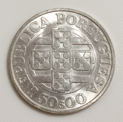 Portugali 50 Escudos 1971, Portugalin pankki, Hopeakolikko