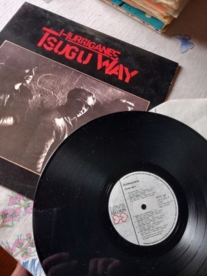 hurriganes tsugu way lp