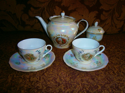 "Madonna" vintage saksan teeastiasto