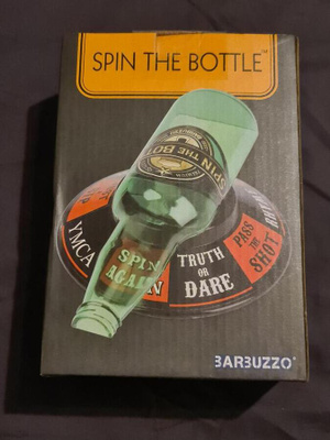 Spin the Bottle - Pullonpyörityspeli