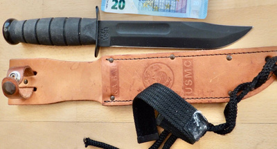 VANHA Taistelluveitsi Ka-Bar 1211 USMC USA MerijalkaväkiUPEA
