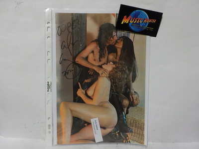 ALICE COOPER KUVA NIMMARILLA
