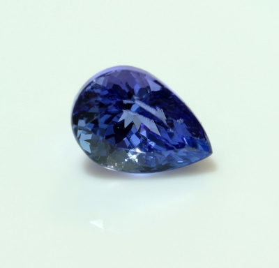 Tanzaniitti 2.61ct UPEA väri
