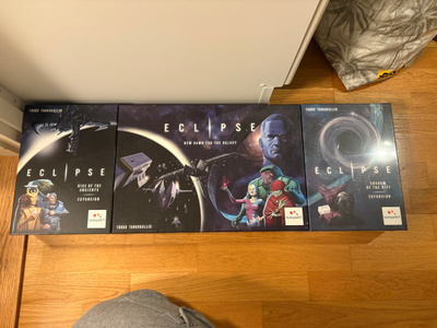 Eclipse – New Dawn for the Galaxy + 2 isoja lisäriä ja 5 pie