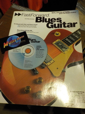 FAST FORWARD BLUES GUITAR KITARA OPAS