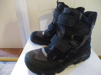 Talvikengät koko 38 goretex Ecco