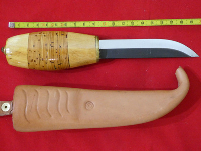 Puukko hieno!