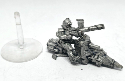 WH40K - Imperial Guard Jetbike (Rogue Trader) [S85]