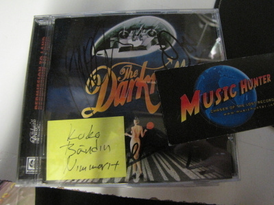 DARKNESS - PERMISSION TO LAND CD KOKO BÄNDIN NIMMAREILLA