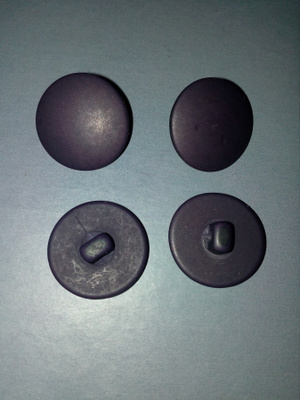 Tumma violetti kantanappi 21mm