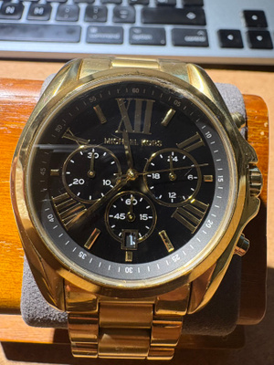 Michael Kors Bradshaw Musta/Kullansävytetty teräs rannekello