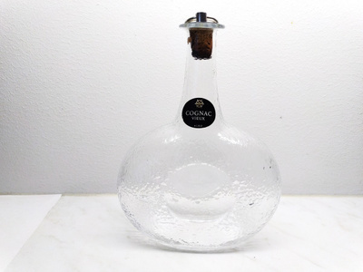 Tapio Wirkkala Cognac juhlapullo hopeakorkilla 925