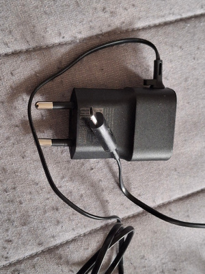 Nokia micro-USB puhelin laturi AC-20E (phone charger)