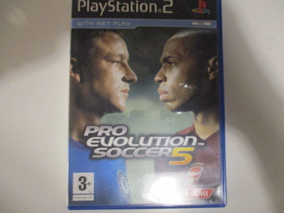 PS2 PRO EVOLUTION SOCCER 5