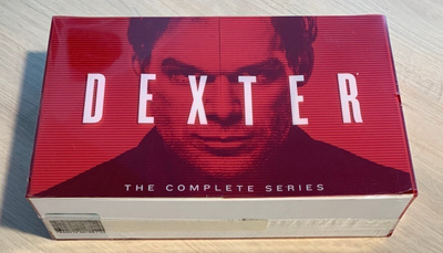 DEXTER (2006-2013) koko sarja keräilyboksissa (UUSI)