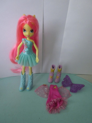 My Little Pony Equestria Girls Fluttershy nukke