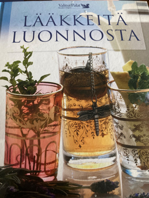 LÄÄKKEITÄ LUONNOSTA