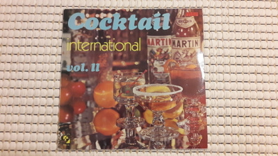 Claudius Alzner Und Seine Solisten – Cocktail Internat (LP)