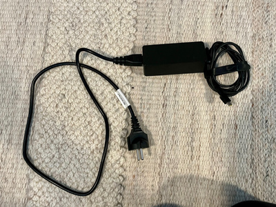 Lenovo 65 W tietokonelaturi (ADLX65YCC3D) USB-C