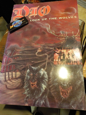 DIO - LOCK UP THE WOLVES KIERTUEKIRJA