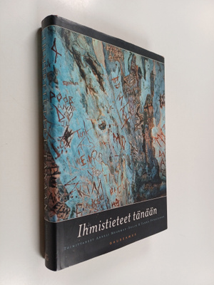 Anneli ym. (toim.) Meurman-Solin : Ihmistieteet tänään