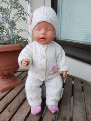 Neulesetti baby born nukelle