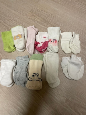 Tyttövauvan sukka ja tumppupaketti
