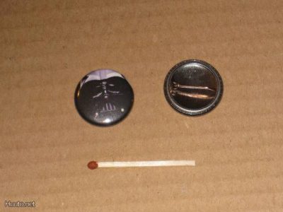 Star Wars - Darth Vader rintanappi 1" B3