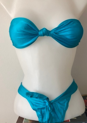 Bikinit koko 40, käyttämätön